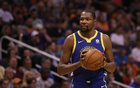 NBA25/26賽季薪高榜：庫里居首，4.26億；詹姆斯次之，3.76億。