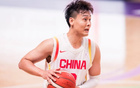 中國男籃險(xiǎn)勝，奪開門紅，主力后衛(wèi)狀態(tài)欠佳。