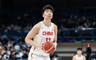 余嘉豪表現(xiàn)亮眼，中國男籃惜敗澳大利亞，失冠。
